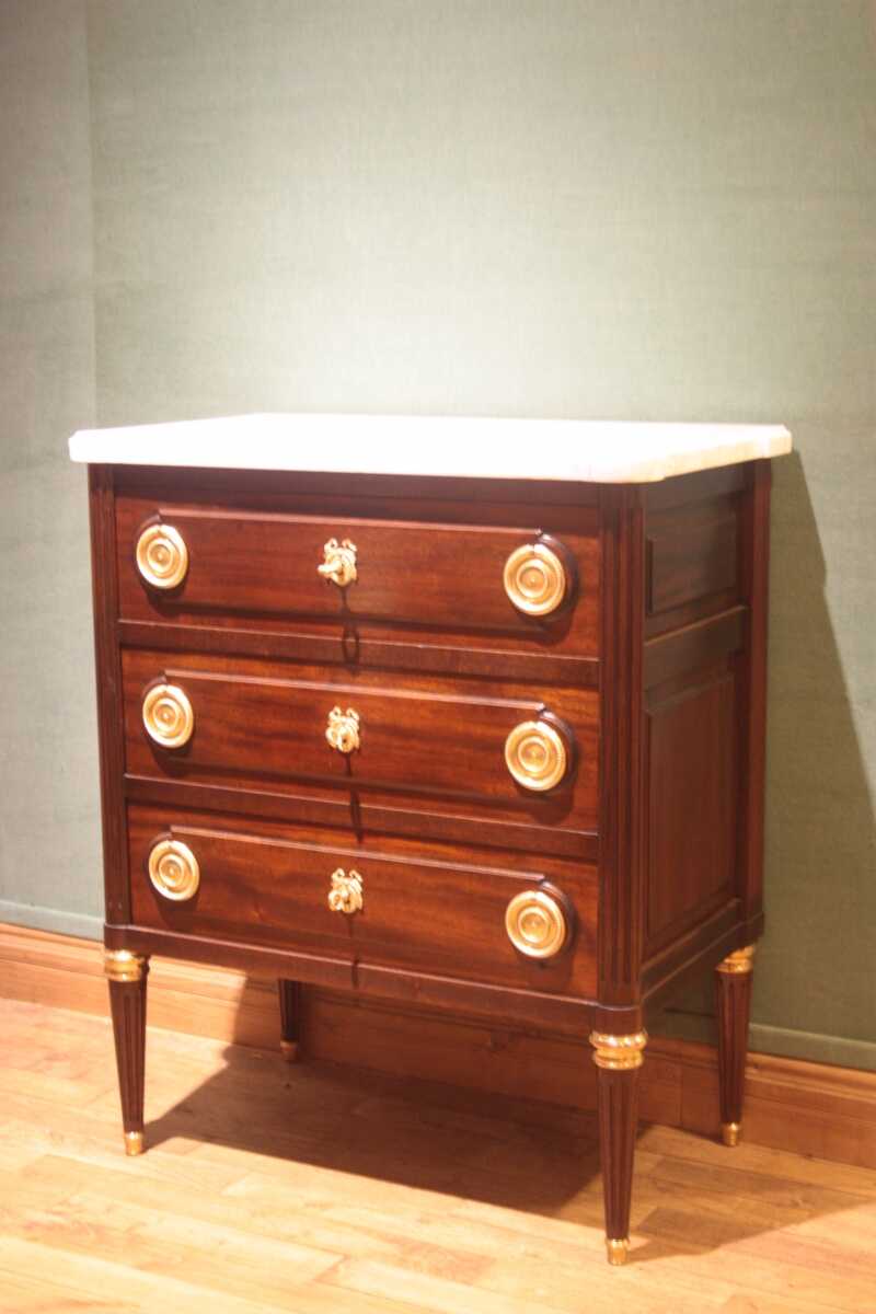 Chest of drawers Chevrier Louis XVI style 
