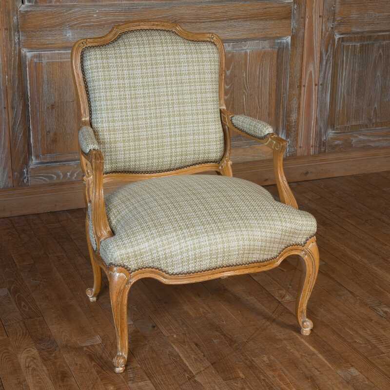 Easychair Avisse Louis XV style