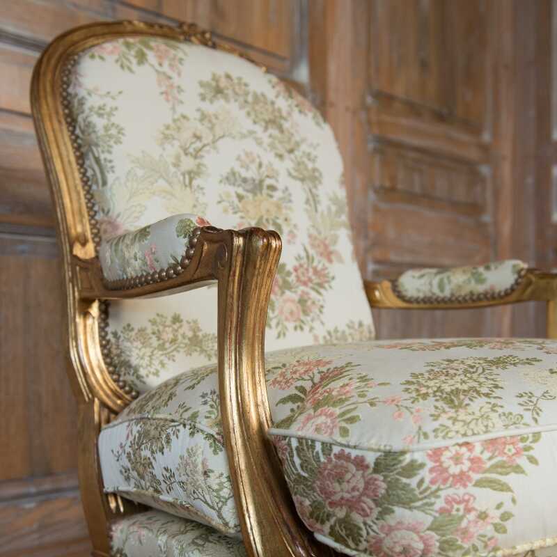 Armchair Montespan style Louis XV 