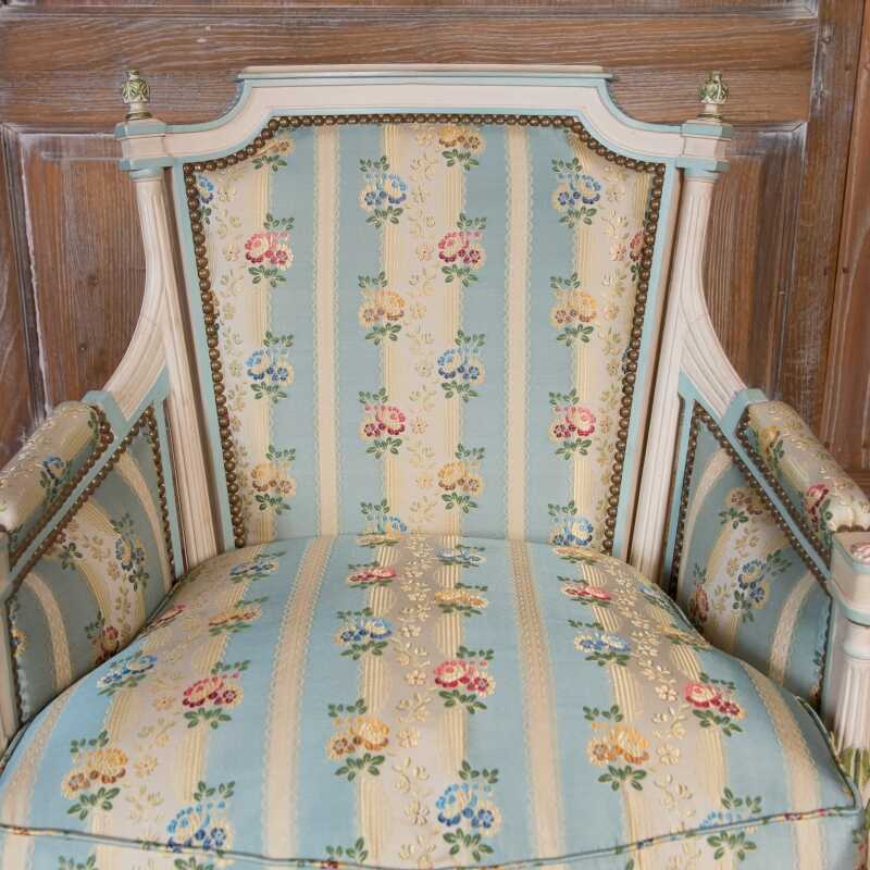 Easychair Lerouge Louis XVI style