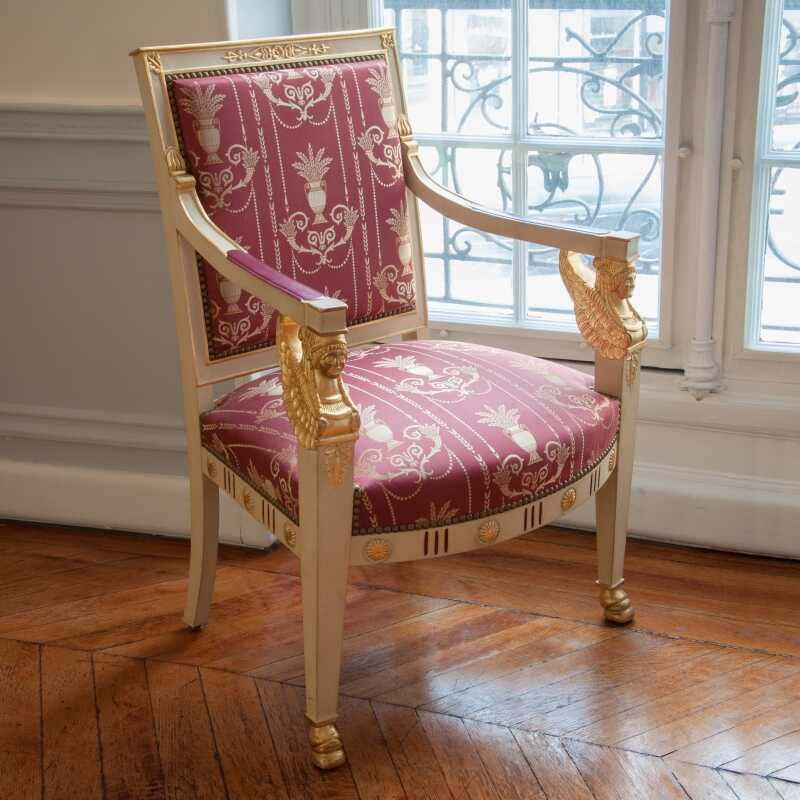 Armchair Pluvinet à Buste Directoire style