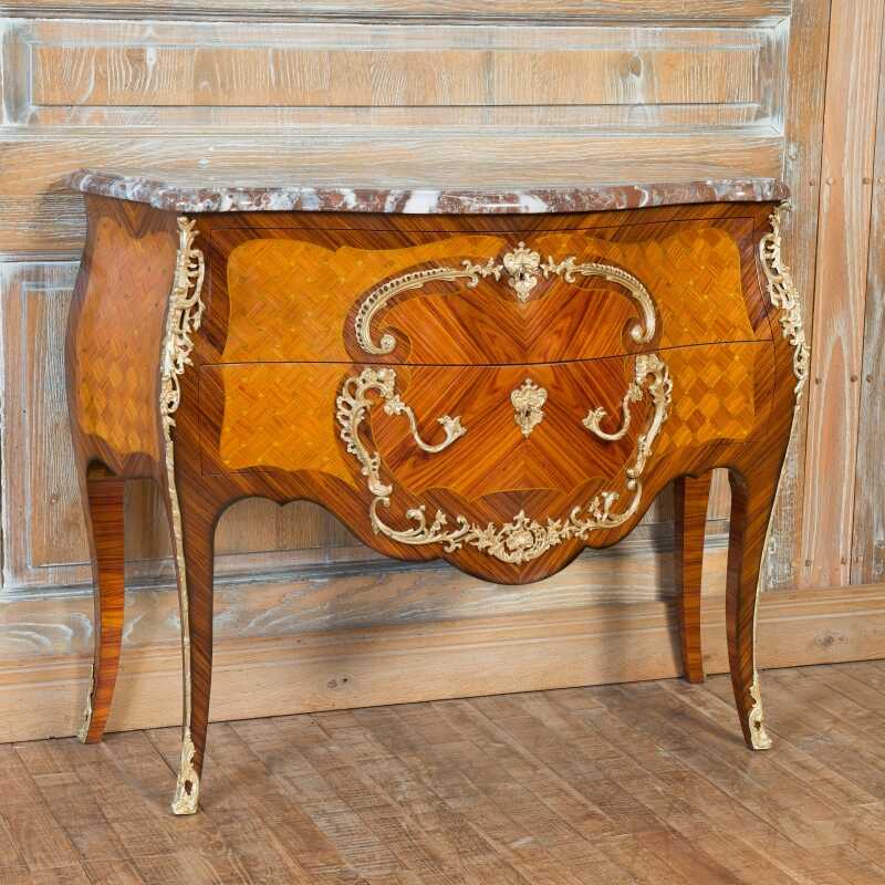 Chest of drawers Cressent Louis XV style