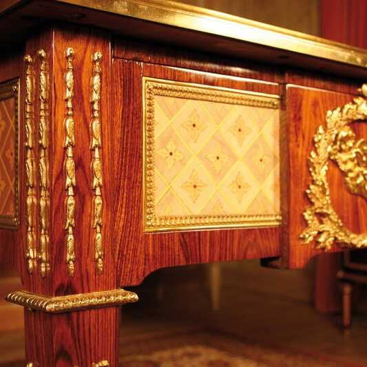 Desk Riesener Louis XVI style