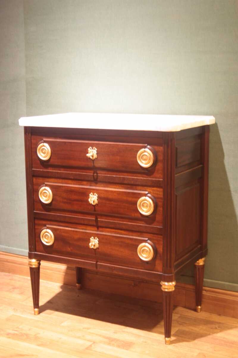 Chest of drawers Chevrier Louis XVI style 