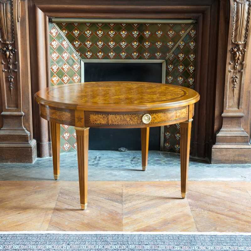 Lounge Table D100 Hache Grisard Louis XVI style