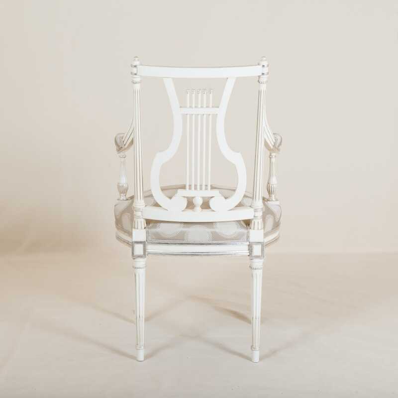 Small Armchair Pluvinet perlé Louis XVI style