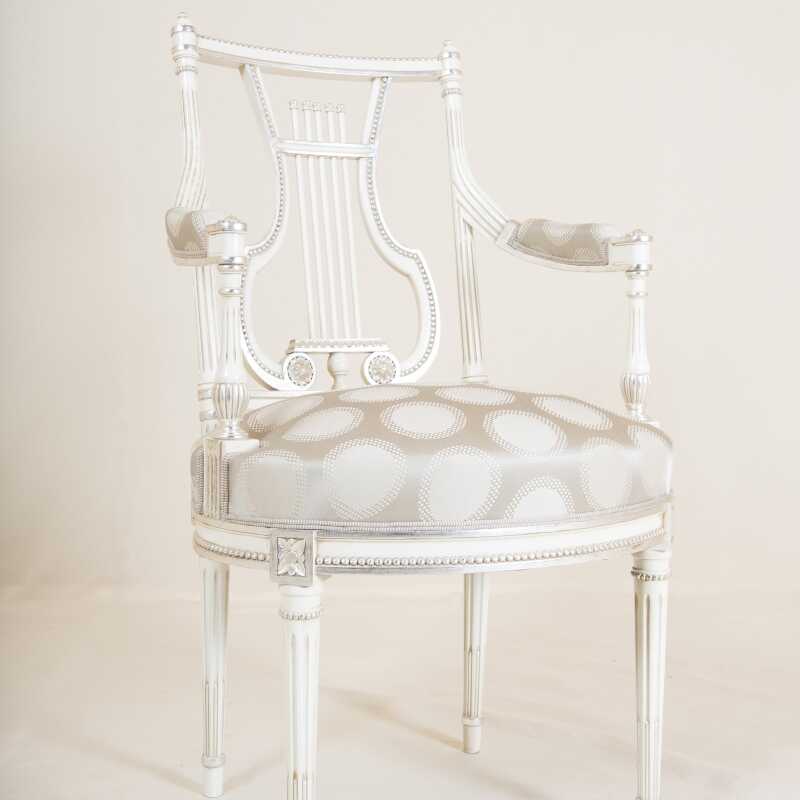 Small Armchair Pluvinet perlé Louis XVI style