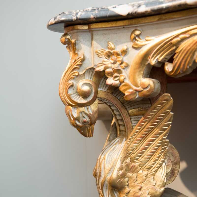 Console table Aigle encordé Louis XV style 