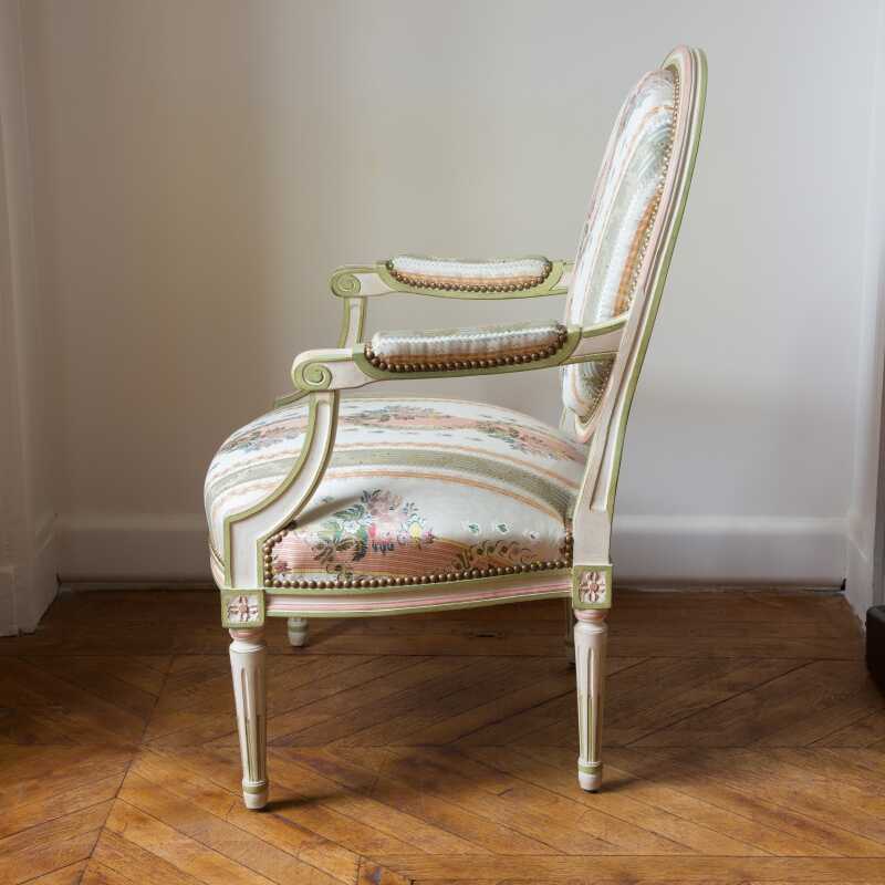 Armchair Lelarge uni Louis XVI style